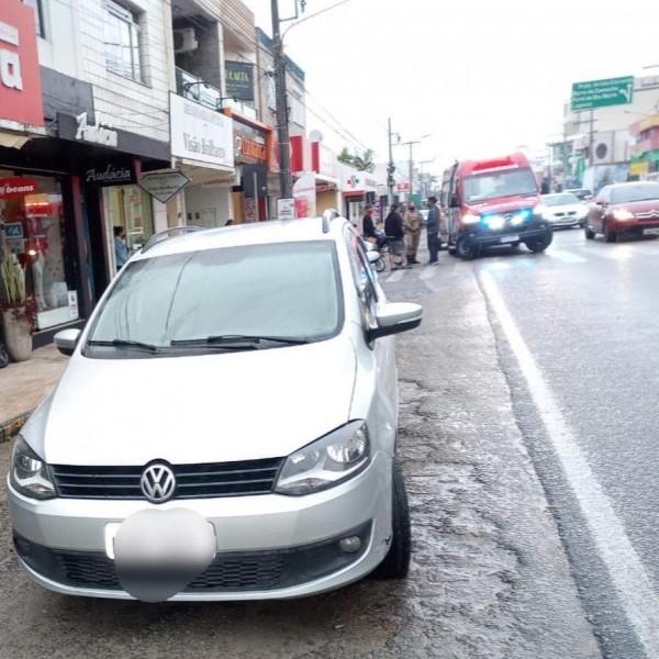 Acidente de trânsito envolvendo dois veículos e uma motocicleta é registrado em Jaguaruna 