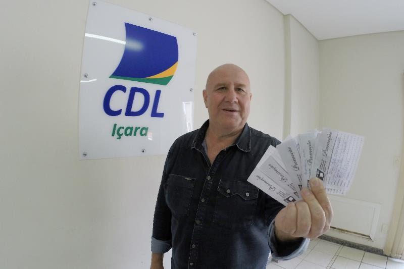 CDL sorteia jantar romântico para 10 casais em Içara