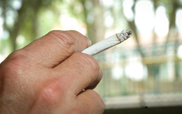 Terapia em grupo ajuda pessoas a largarem o fumo