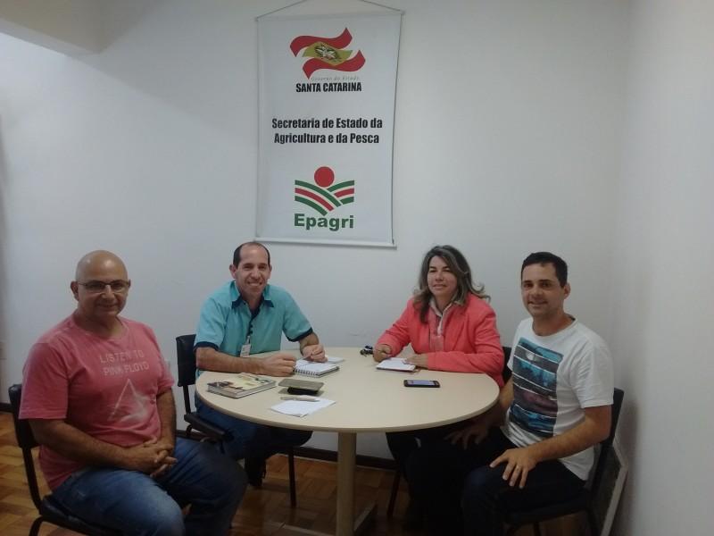 Epagri debate negociação de produtos orgânicos