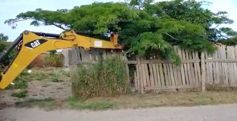 Após prisão de suspeito, local utilizado para venda de drogas é destruído em Araranguá