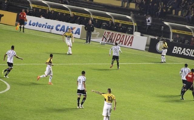 Criciúma e Bragantino: tricolor em busca da invencibilidade com Wilsão