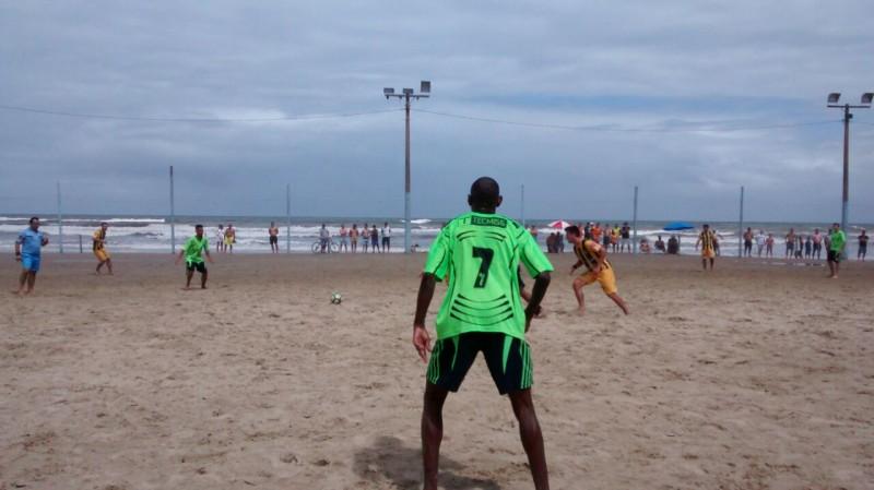 Netinho Madeiras e Forauto Caminhões são os finalistas do Diurno