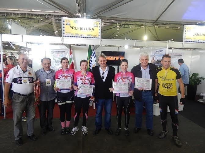 2º Pedal das Meninas é realizado na 21ª Festa da Tainha