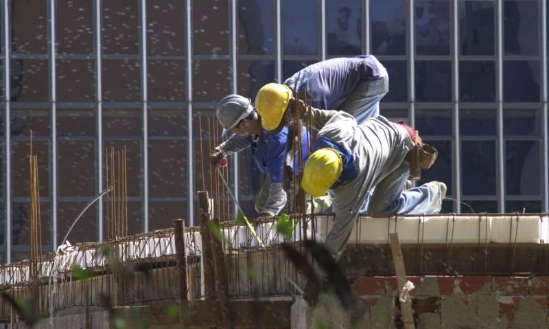 Emprego na construção é o maior para setembro nos últimos oito anos