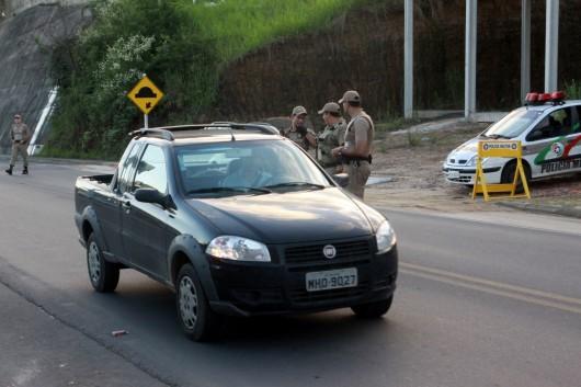Polícia Militar promove varredura em bairros