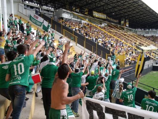 Turma do Verdão cruza o Estado para embalar a Chapecoense fora de casa
