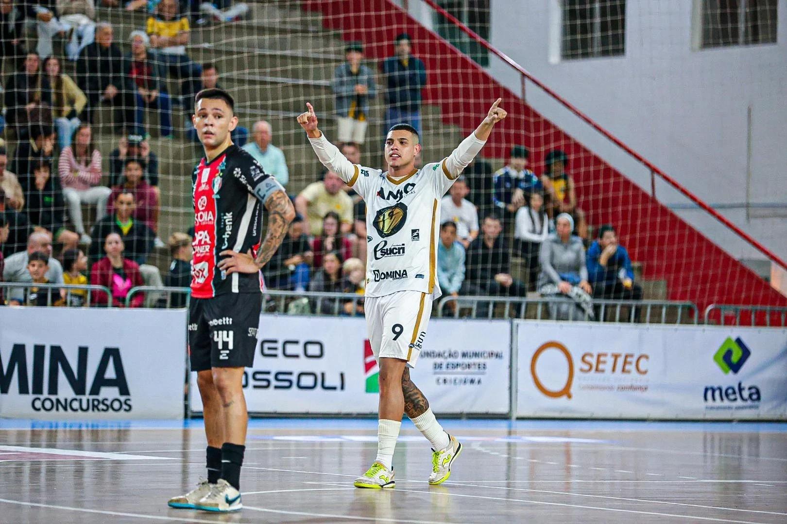 Criciúma goleia o JEC por 7 a 2 no Campeonato Catarinense de Futsal