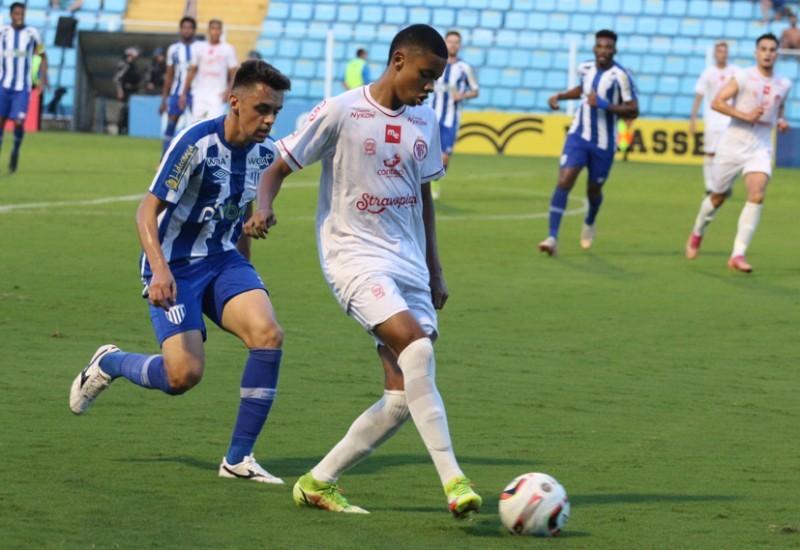 Hercílio Luz busca a primeira vitória no Estadual diante do Avaí
