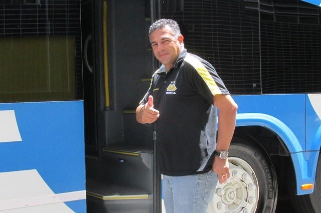 Em busca de classificação no hexagonal, delegação tricolor inicia viagem para Ibirama