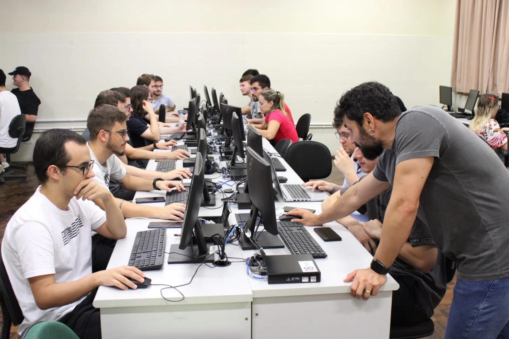 Matrículas abertas: UniSatc oferece bolsas de até 100% e vantagens exclusivas