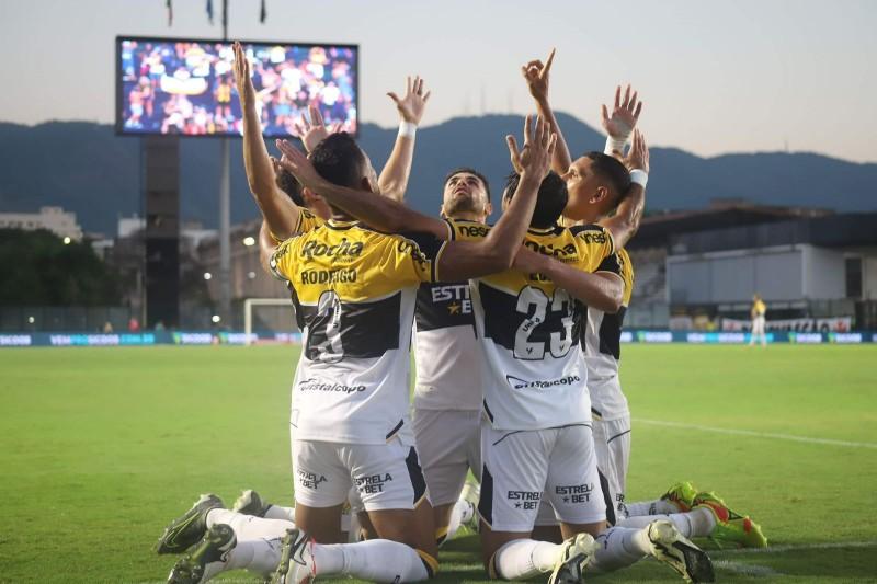 Eder se solidariza com o RS e confirma que atletas do Tigre ajudaram com doações para afetados pela chuva