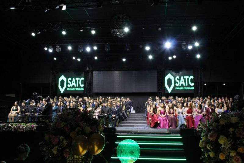 Colégio Satc forma novos profissionais nesta sexta-feira 
