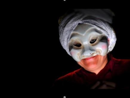 Peça de teatro italiana para movimentar a terça-feira