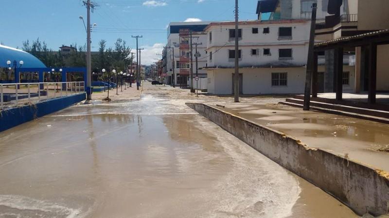 Ressaca histórica causa prejuízos em Arroio do Silva