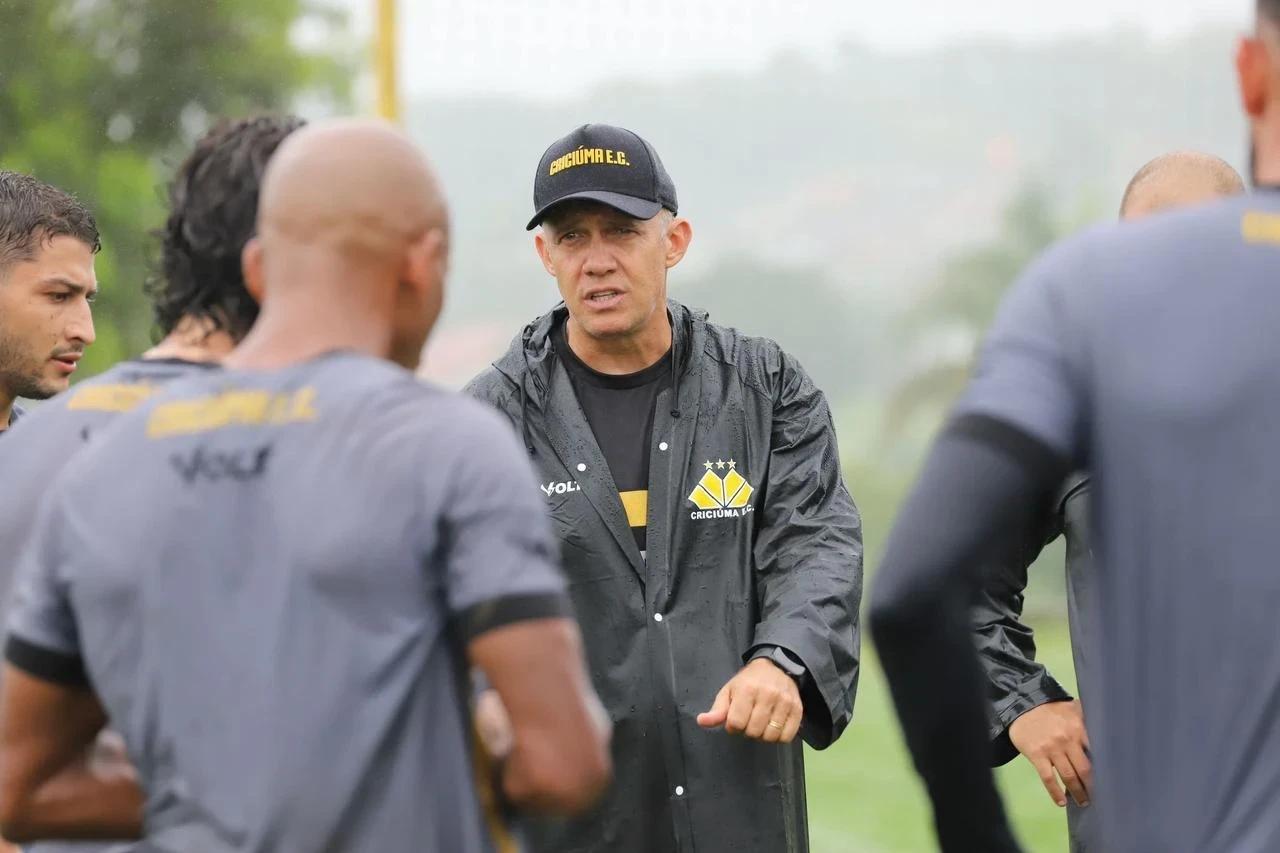 Eduardo Baptista avalia pré-temporada e projeta duelo diante do Marcílio Dias