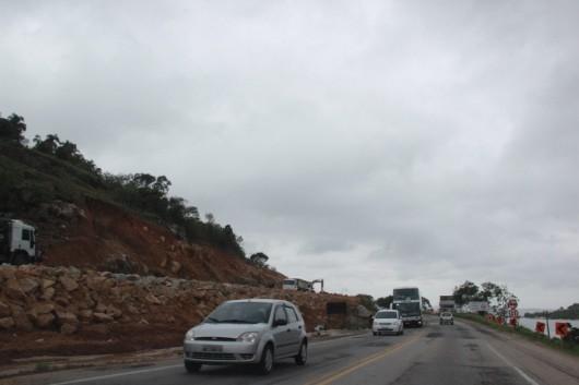BR-101 terá trânsito interrompido em três horários nesta terça-feira