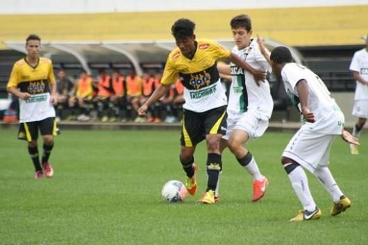 Base do Tigre enfrentou o Figueirense nesta tarde