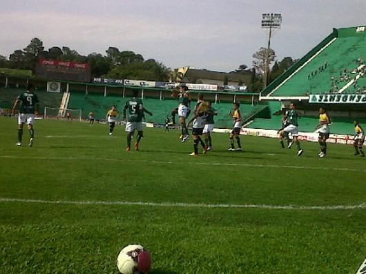Mais uma vez, Tigre vence nos últimos minutos da partida