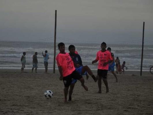 Comerciário e União da Praia vencem por placares iguais