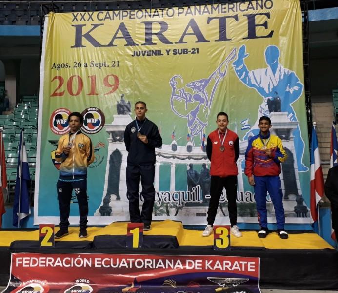Gabriel Martinhago garante vaga para o Mundial de karatê 
