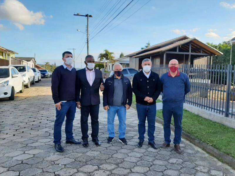 Assinada ordem de serviço para pavimentação e drenagem da Rua 5, no Rio Fiorita em Siderópolis