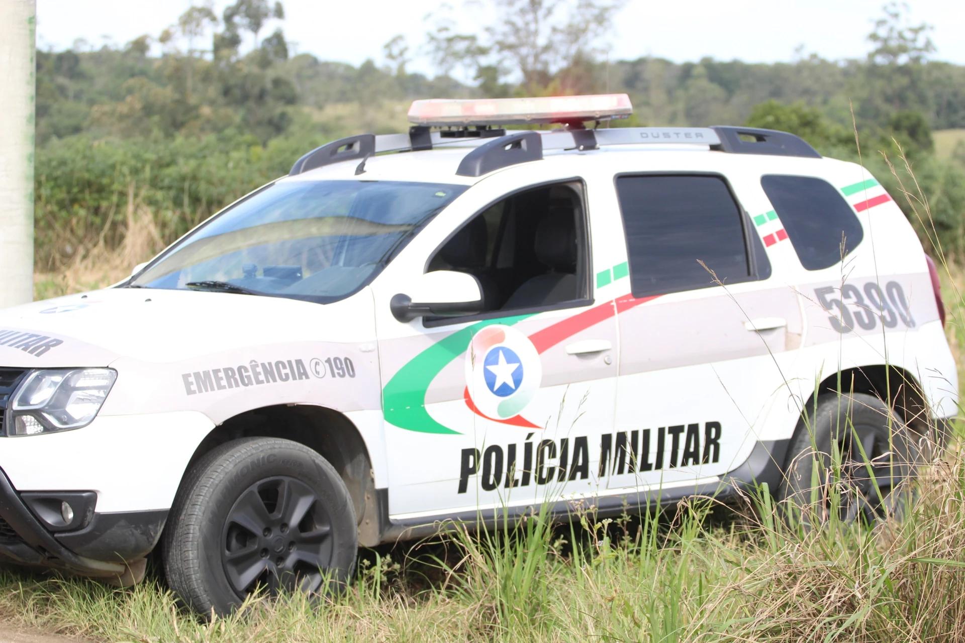 Carro de luxo é furtado em Tubarão
