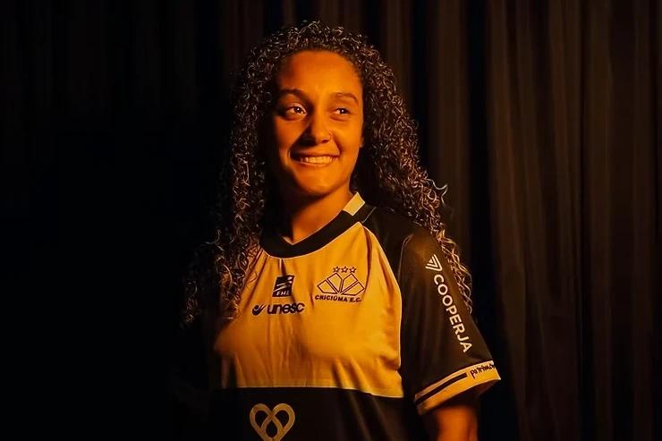 Meninas Carvoeiras anunciam dois reforços para temporada de 2025