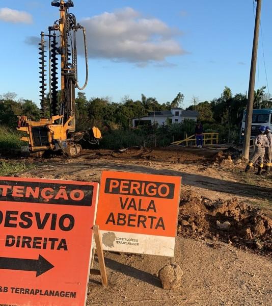 Ponte no bairro Tereza Cristina está sendo reconstruída