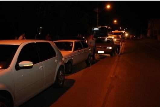 Quatro carros engavetam na SC-390, em Lauro Müller