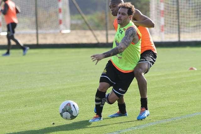  Silvinho vê clima diferente na disputa na Copa Sul-Americana