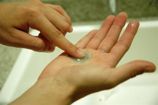 Esfoliação caseira com produtos naturais ajuda na beleza e saúde da pele