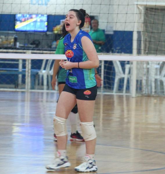 Com 16 atletas convocadas, vôlei de Forquilhinha disputa etapa da Liga Voleibol de SC