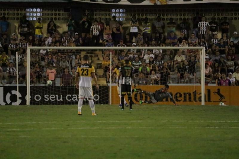 Em noite de Julimar, Criciúma vence o São Raimundo e avança na Copa do Brasil