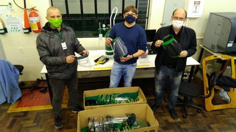 Satc faz entrega de protetores faciais à Carbonífera Catarinense