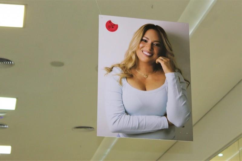 Exposição no Criciúma Shopping destaca a singularidade das mães