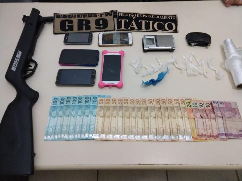 Duas mulheres são presas por tráfico de drogas em Criciúma