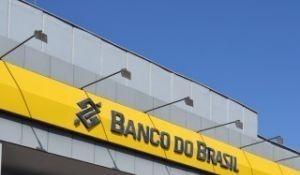 Bancos terão expediente durante a tarde nesta sexta-feira