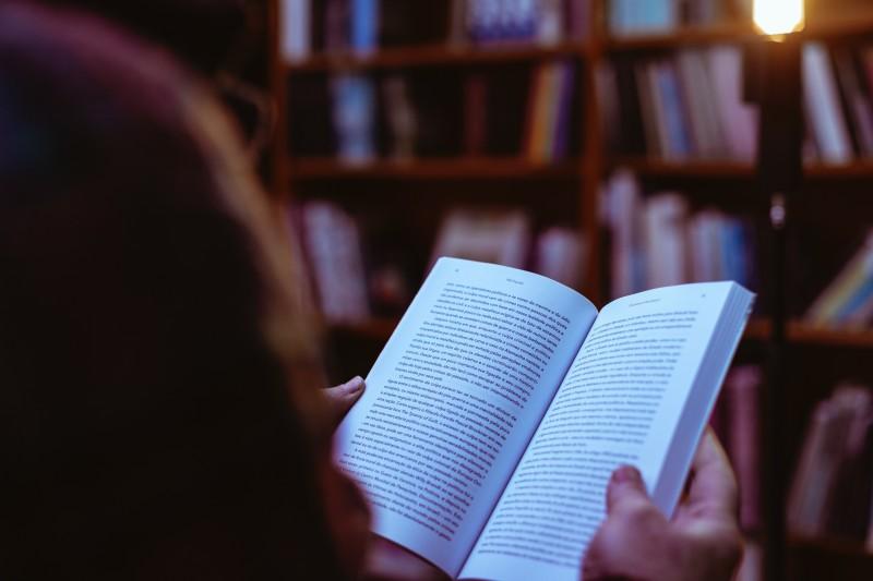 Assistência Social arrecada livros para o projeto ‘Suas Leituras’