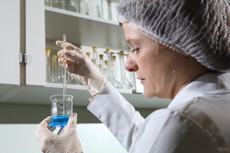 Jornada de Farmácia traz temas como floralterapia, bioinformática e mercado