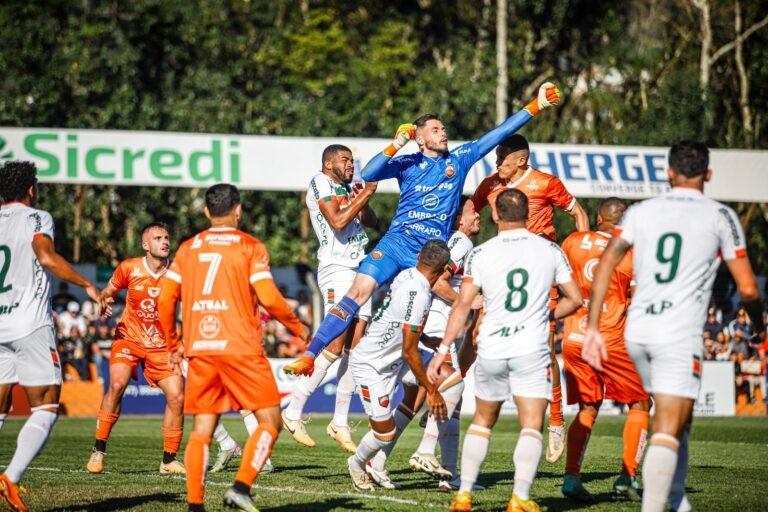 Santa Catarina vai a final do Catarinense da Série B e conquista o acesso à elite