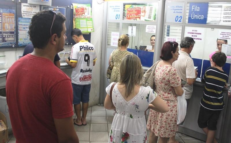 Apostadores têm última oportunidade de ficar milionários em 2013