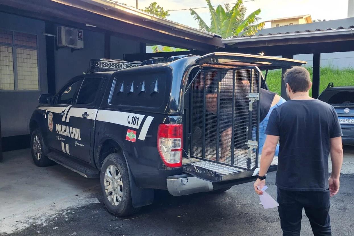 Estelionatários são presos em flagrante aplicando golpes em Criciúma