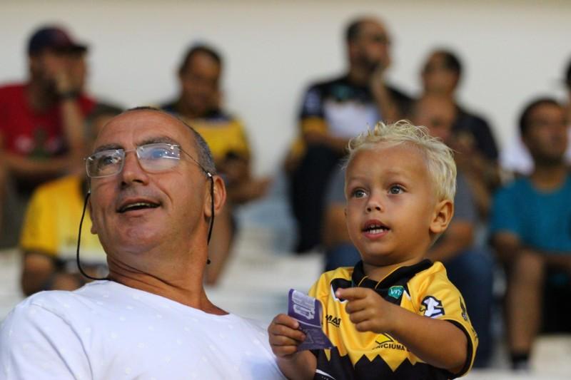 Torcida tricolor marca presença no primeiro desafio do Tigre no Campeonato Catarinense