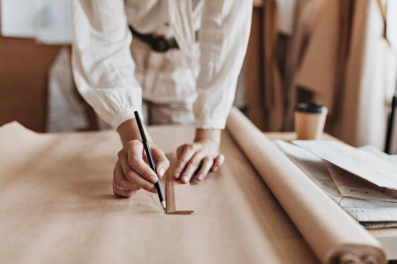 Indústria têxtil: o que faz um técnico em modelagem do vestuário?