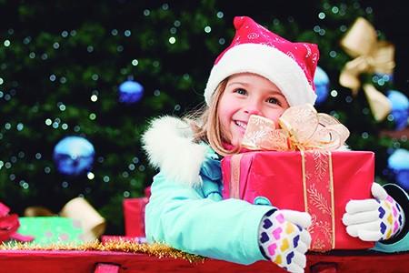 Compras de Natal: filhos influenciam os pais na escolha dos presentes