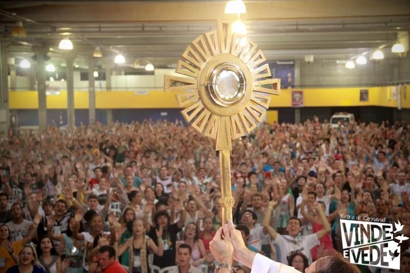 Para quem não gosta de Carnaval, retiros religiosos