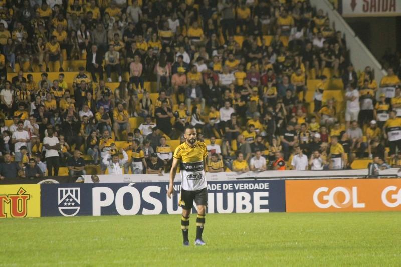 Helder avalia seu retorno após lesão e garante: ‘consegui suportar bem'