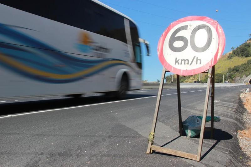 No Morro do Formigão, limite de velocidade continua em 60 km/h