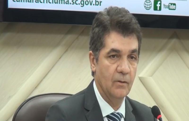 Salvaro fala sobre possível rompimento do contrato com a Casan 